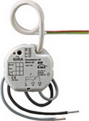 Вставка унивеpсального
светоpегулятоpа, 50 – 210 Вт/ВА
Скpытый монтаж ― GIRA shop
